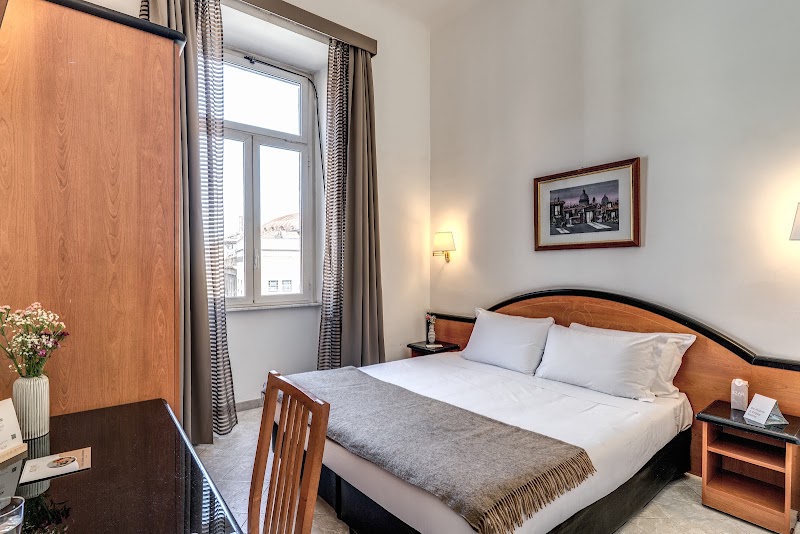 Hotel Sonya, Rom